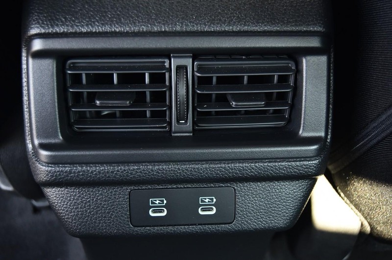 Honda Accord Sedan Vehicle Image 22