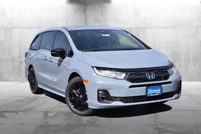 Honda Odyssey Vehicle Full-screen Gallery Image 2