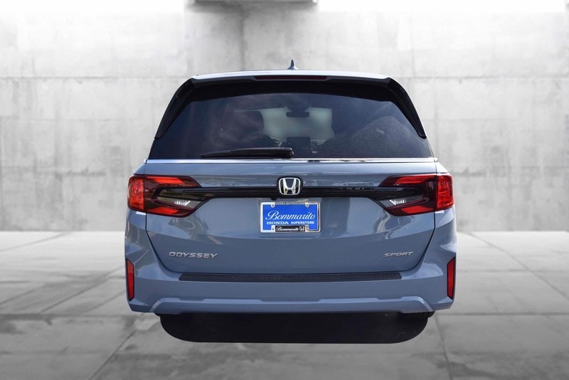 Honda Odyssey Vehicle Full-screen Gallery Image 6