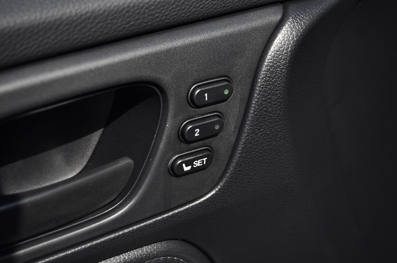 Honda Odyssey Vehicle Full-screen Gallery Image 9