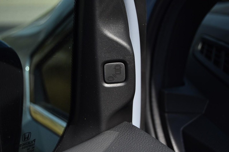 Honda Odyssey Vehicle Full-screen Gallery Image 10