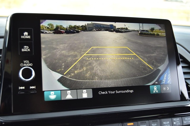 Honda Odyssey Vehicle Full-screen Gallery Image 13