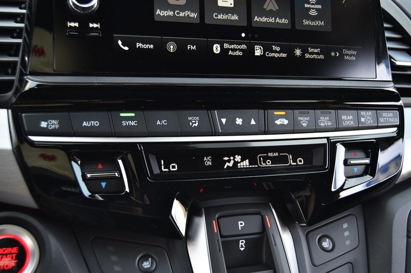 Honda Odyssey Vehicle Full-screen Gallery Image 17