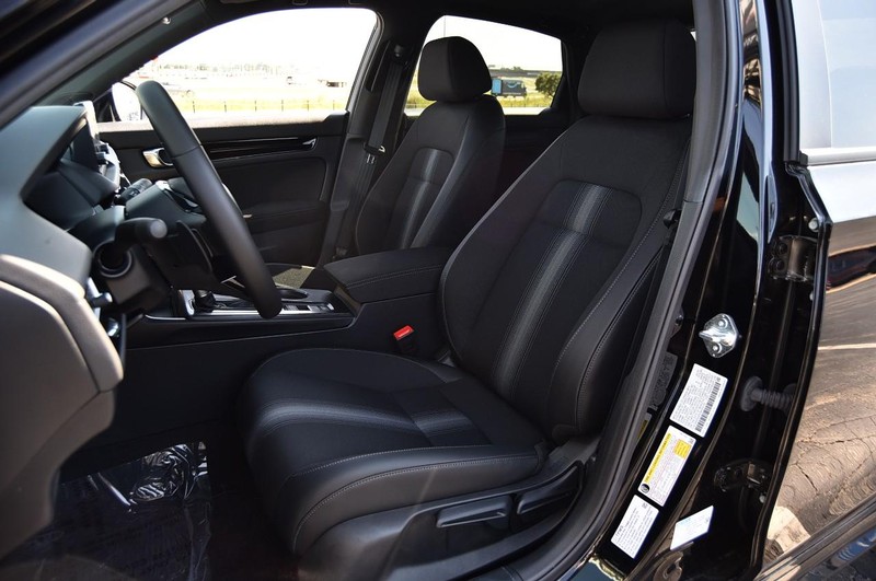 Honda Civic Sedan Hybrid Vehicle Image 20