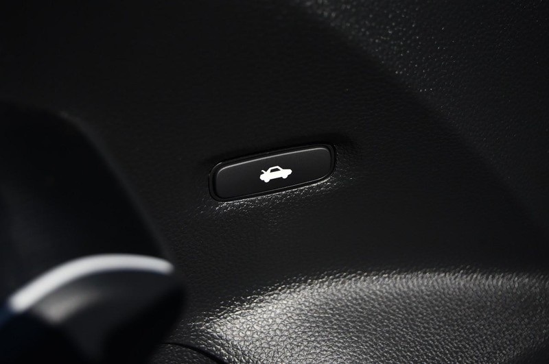 Honda Civic Sedan Hybrid Vehicle Image 09