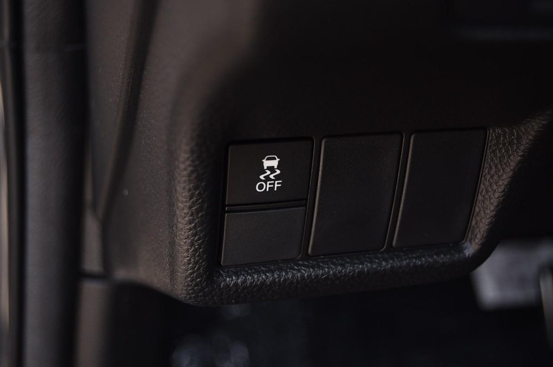 Honda Civic Sedan Hybrid Vehicle Image 11