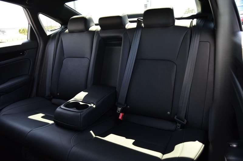 Honda Civic Sedan Hybrid Vehicle Image 23