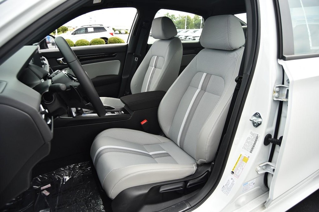 Honda Civic Sedan Hybrid Vehicle Image 20