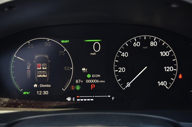 Honda Civic Sedan Hybrid Vehicle Image 12