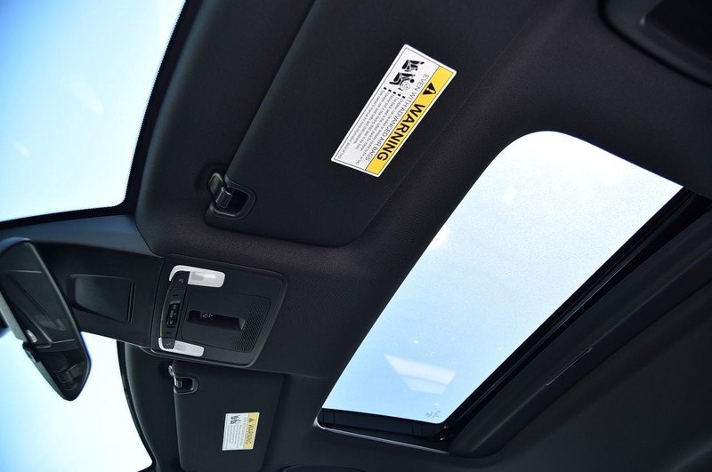 Honda Civic Sedan Hybrid Vehicle Image 22