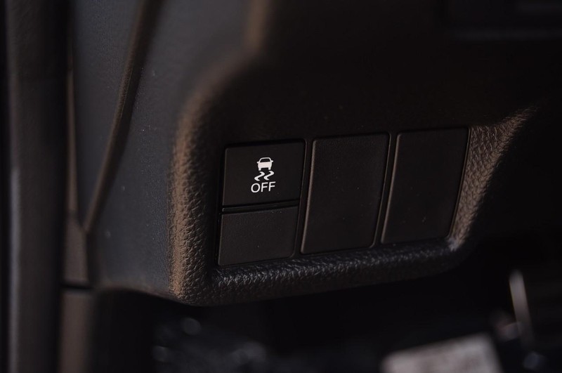Honda Civic Sedan Hybrid Vehicle Image 11