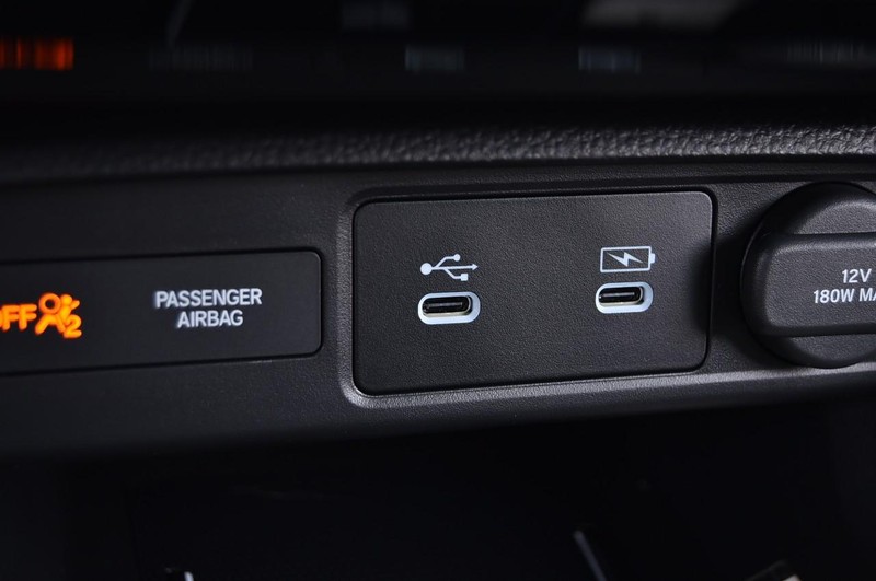 Honda Civic Sedan Hybrid Vehicle Image 16