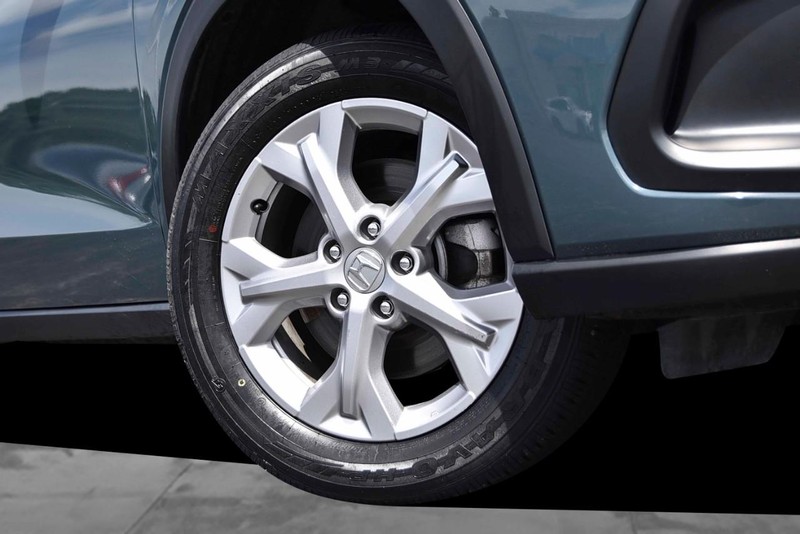Honda HR-V Vehicle Image 03