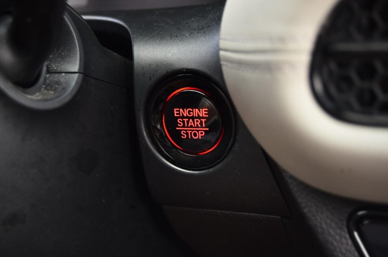 Honda HR-V Vehicle Image 16