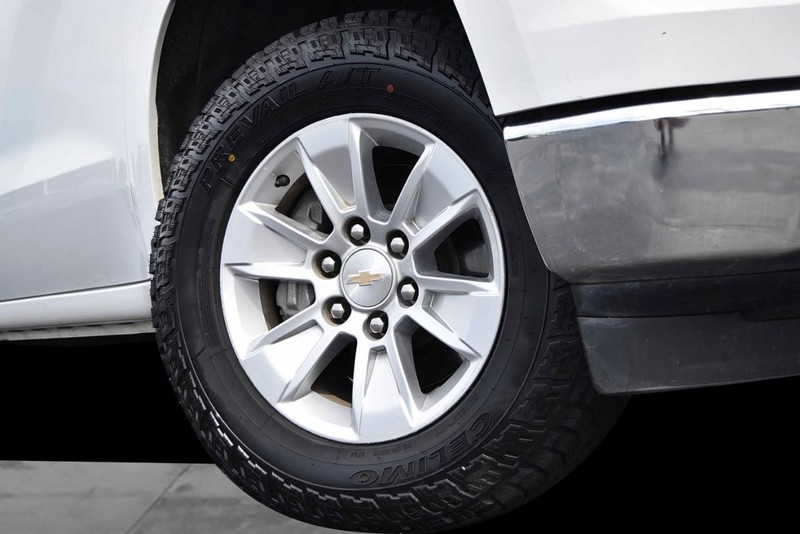 Chevrolet Silverado 1500 Vehicle Image 03