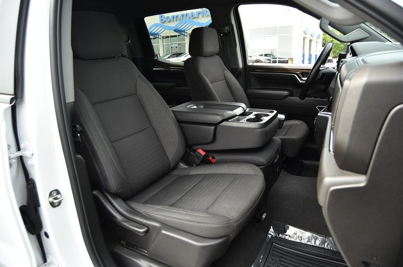 Chevrolet Silverado 1500 Vehicle Image 19