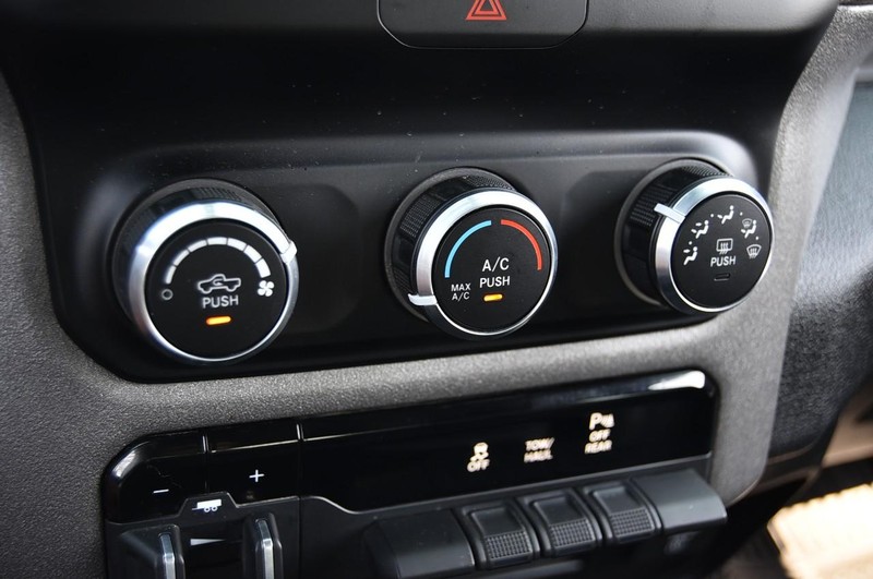 Ram 2500 Vehicle Image 13