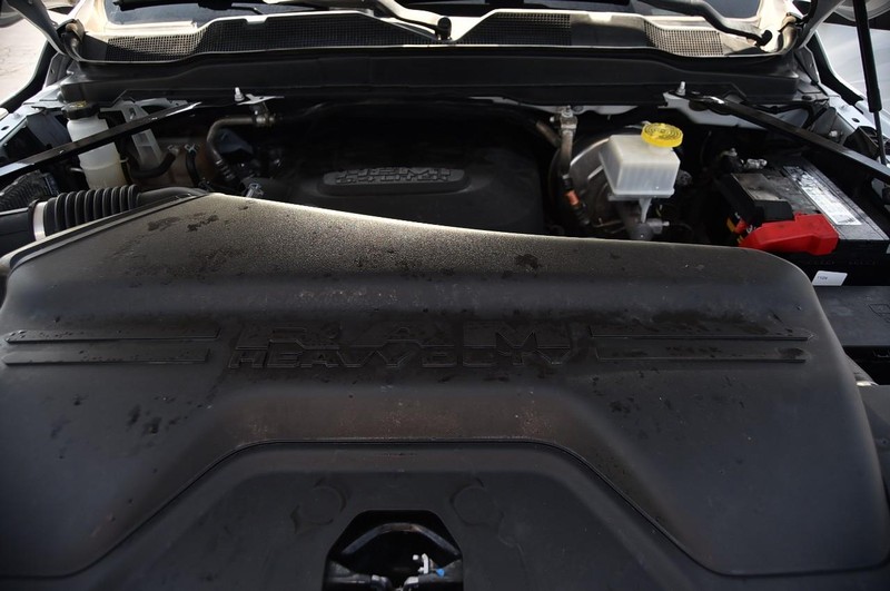 Ram 2500 Vehicle Image 24