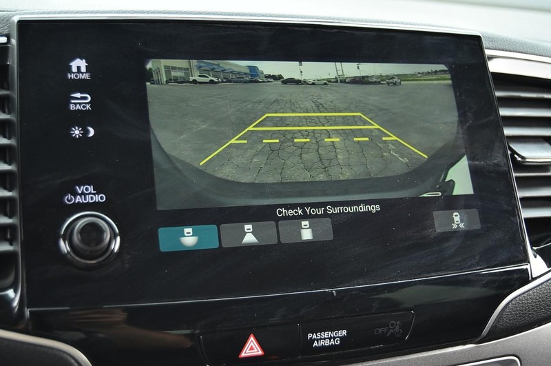 Honda Pilot Vehicle Image 14