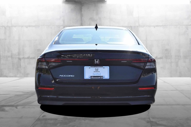 Honda Accord Sedan Vehicle Image 06