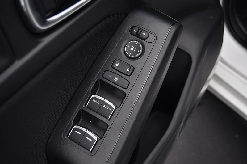 Honda Civic Hatchback Vehicle Image 08