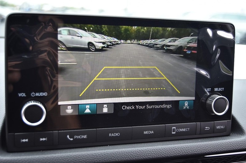 Honda Civic Hatchback Vehicle Image 13