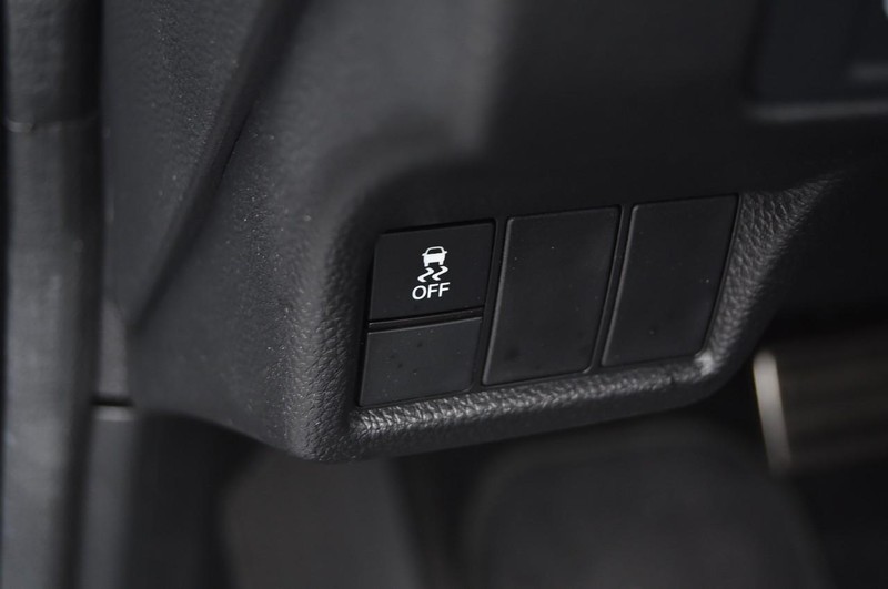 Honda Civic Sedan Hybrid Vehicle Image 11