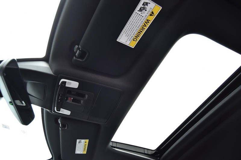 Honda Civic Sedan Hybrid Vehicle Image 24