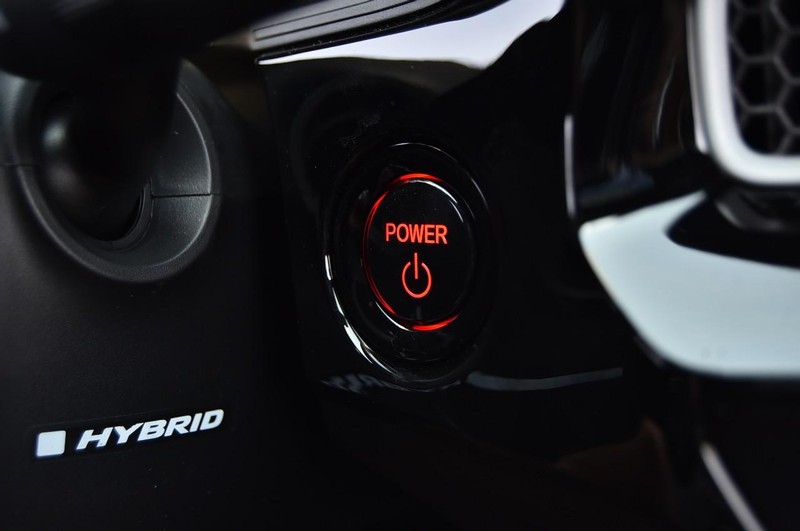 Honda Civic Sedan Hybrid Vehicle Image 19
