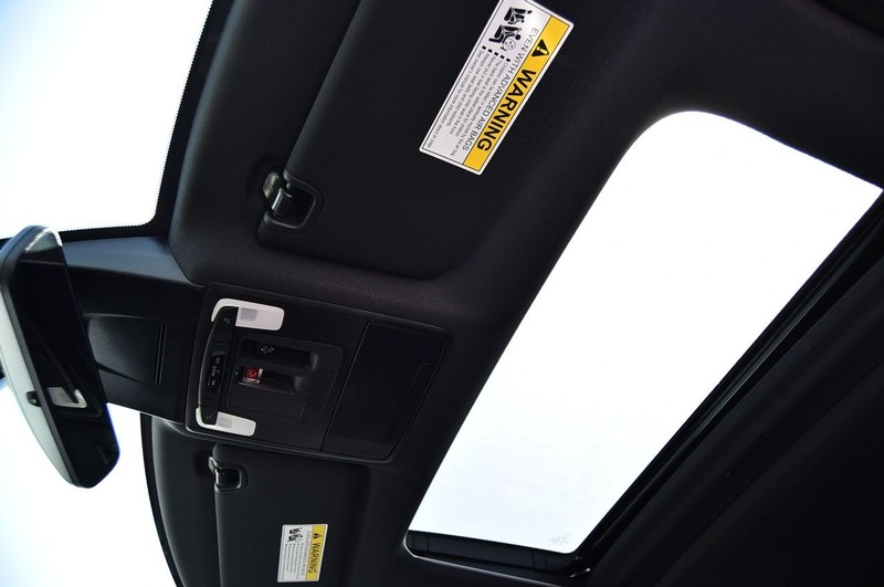 Honda Civic Sedan Hybrid Vehicle Image 23