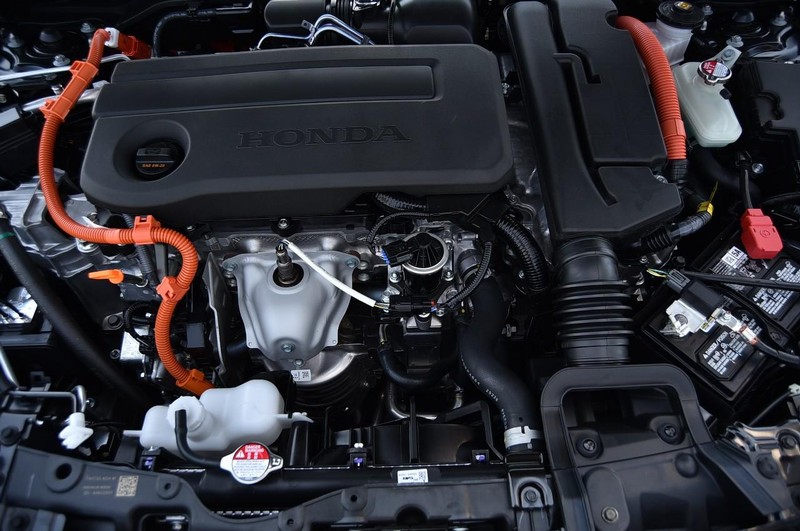 Honda Civic Sedan Hybrid Vehicle Image 26