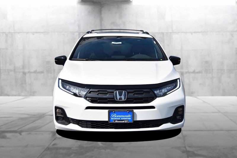 Honda Odyssey Vehicle Full-screen Gallery Image 4