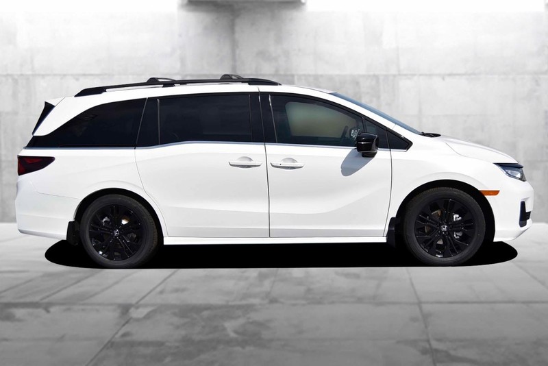 Honda Odyssey Vehicle Full-screen Gallery Image 5