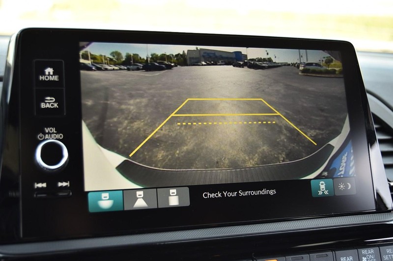 Honda Odyssey Vehicle Full-screen Gallery Image 13