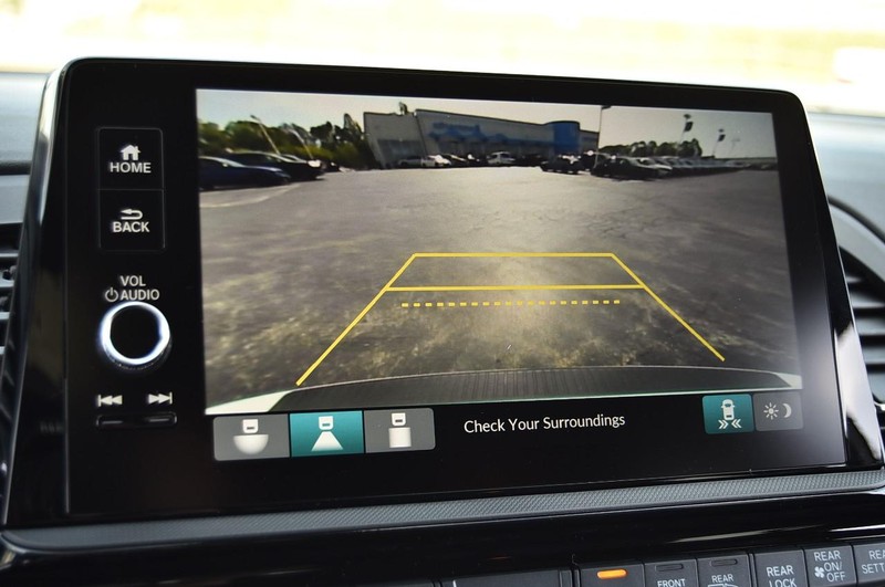 Honda Odyssey Vehicle Full-screen Gallery Image 14