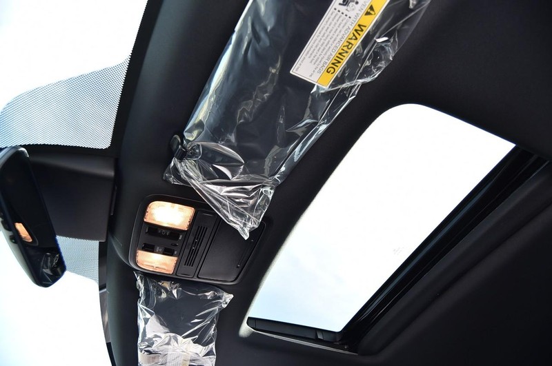 Honda Odyssey Vehicle Full-screen Gallery Image 25