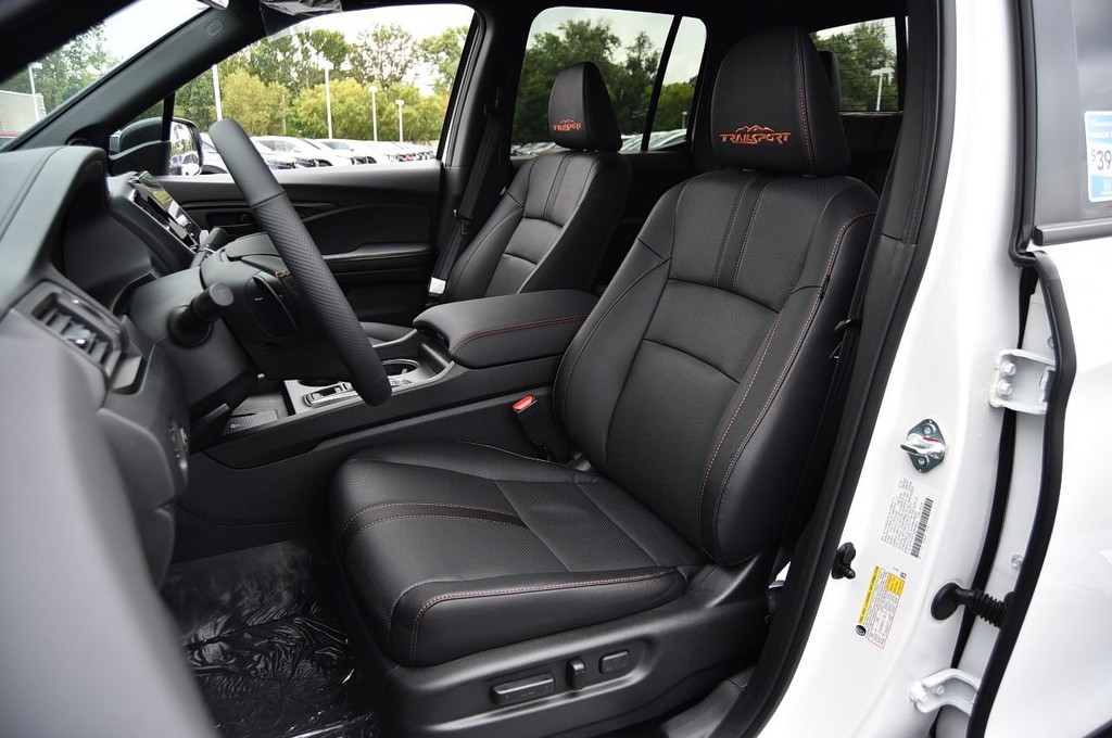 Honda Ridgeline Vehicle Image 26