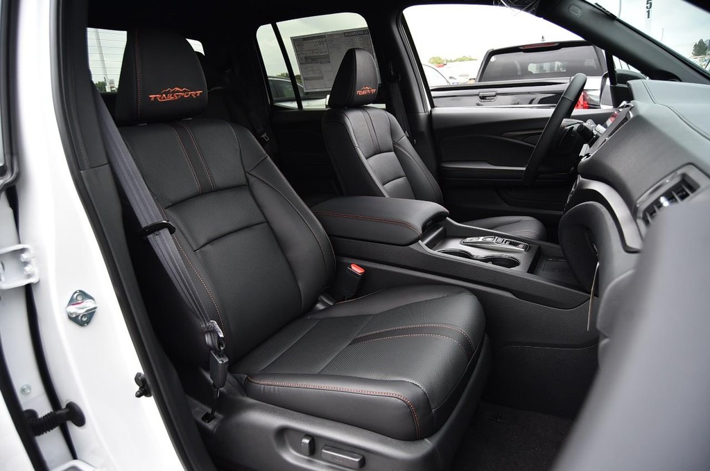 Honda Ridgeline Vehicle Image 27