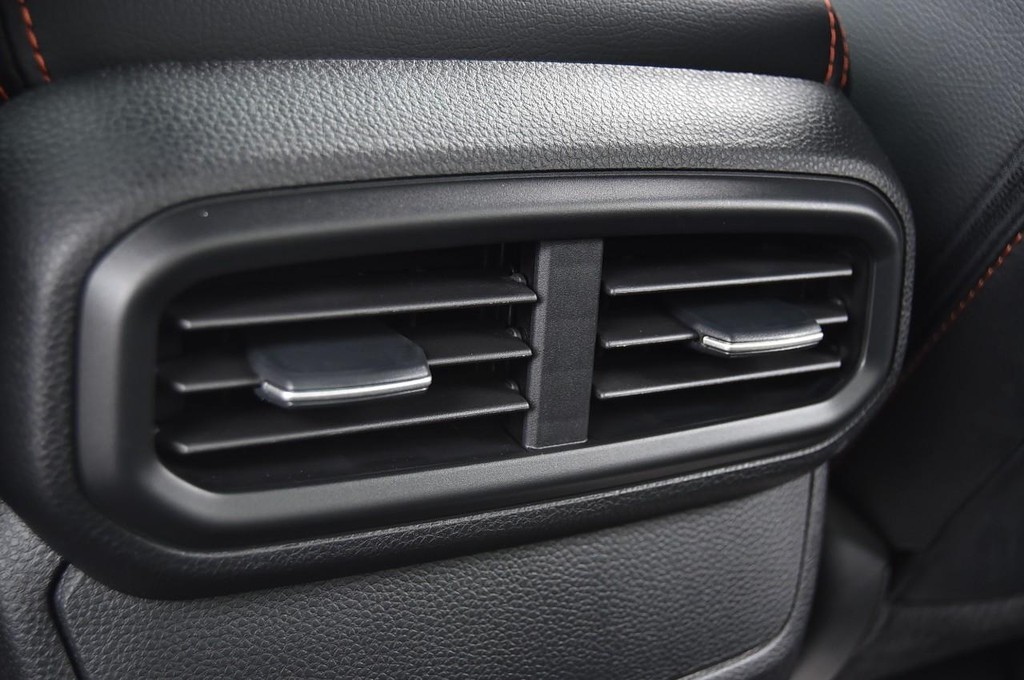 Honda Ridgeline Vehicle Image 30