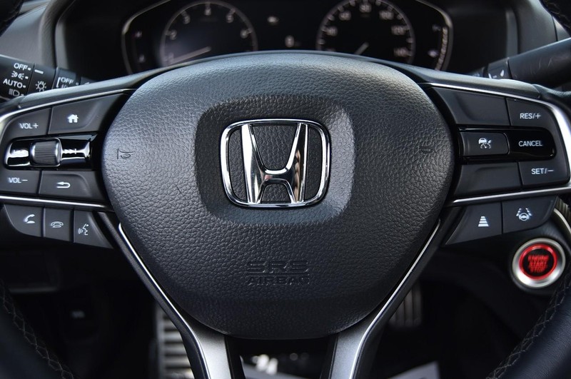 Honda Accord Sedan Vehicle Image 21