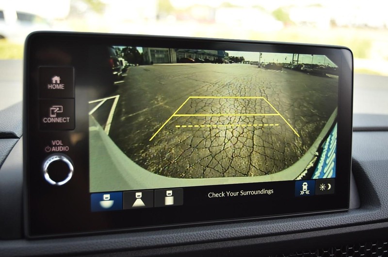 Honda CR-V Hybrid Vehicle Image 12