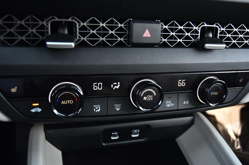 Honda Accord Sedan Vehicle Image 13