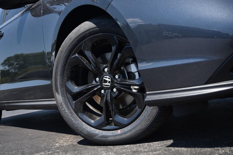 Honda Accord Sedan Vehicle Image 03