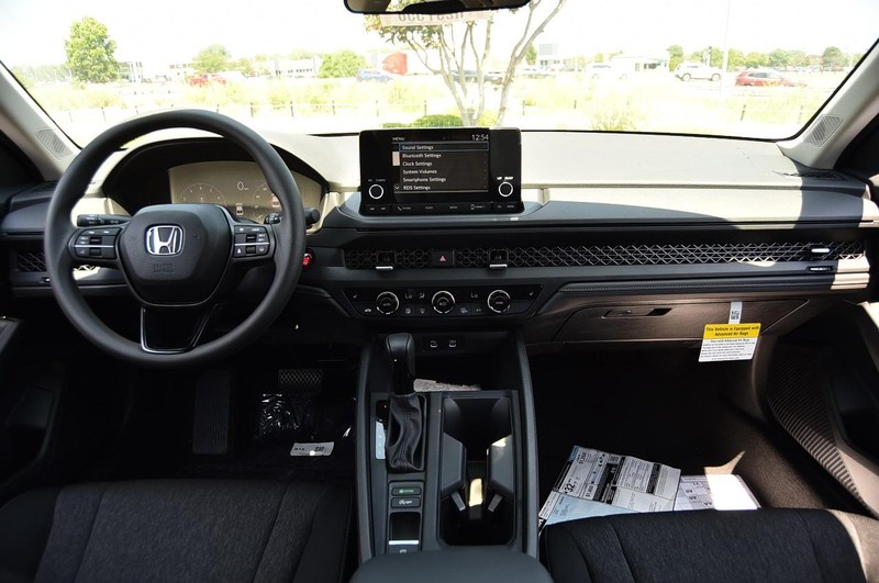 Honda Accord Sedan Vehicle Image 07