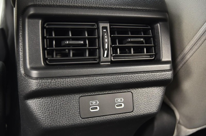 Honda Accord Sedan Vehicle Image 22