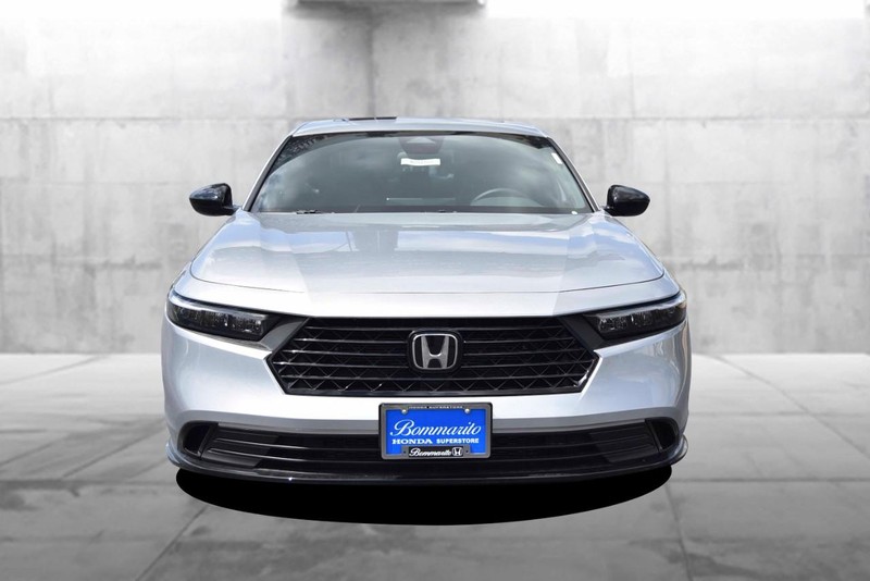 Honda Accord Hybrid Vehicle Image 04