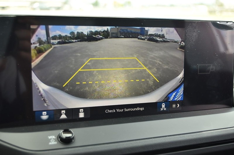Honda Accord Hybrid Vehicle Image 12