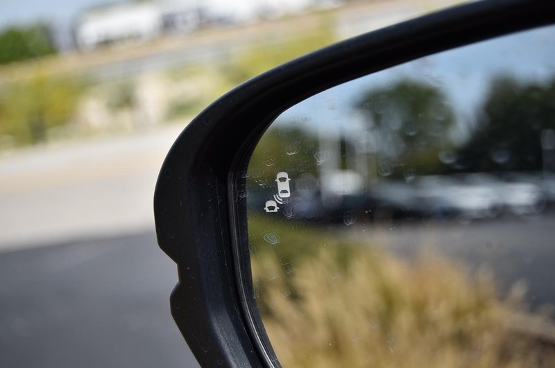 Honda HR-V Vehicle Image 09