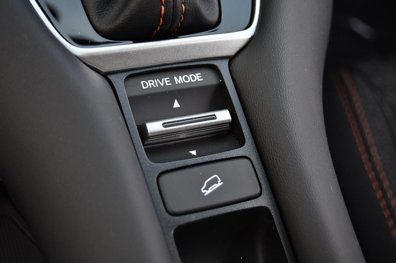 Honda HR-V Vehicle Image 18