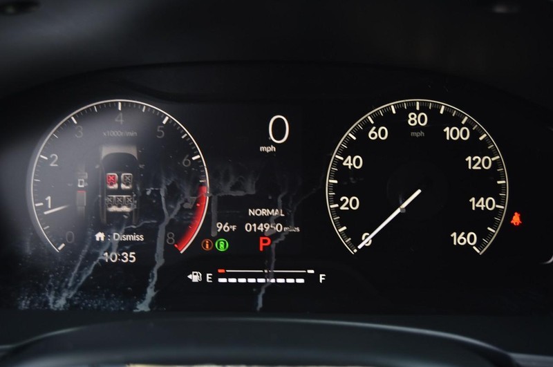 Honda Civic Hatchback Vehicle Image 11